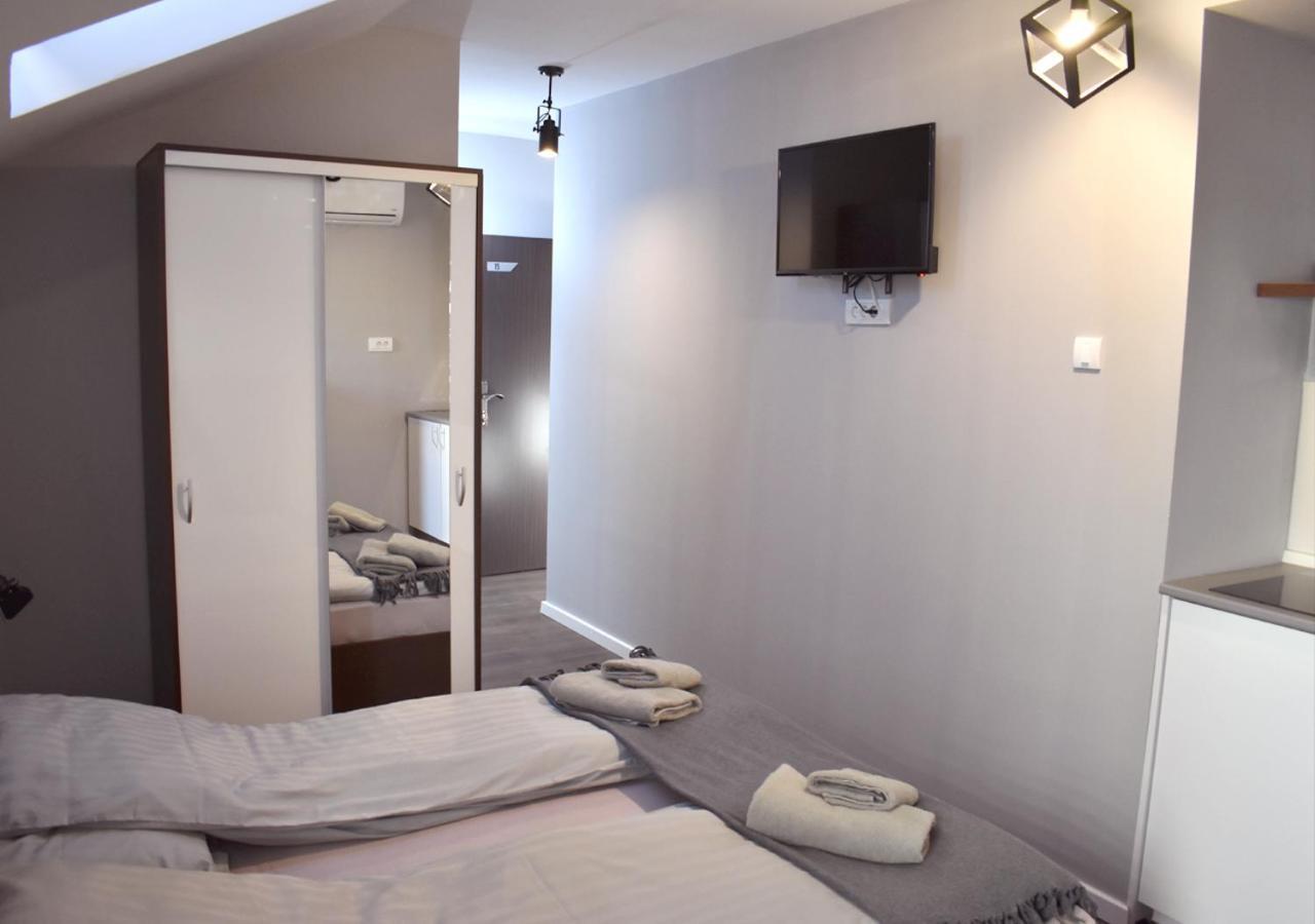 Apartmani Zrenjanin Exteriör bild
