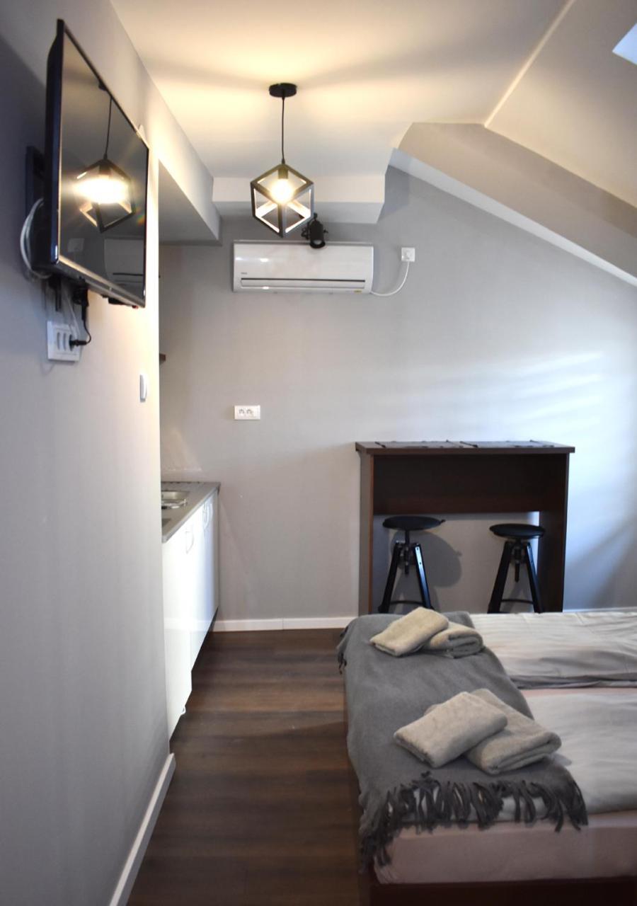 Apartmani Zrenjanin Exteriör bild