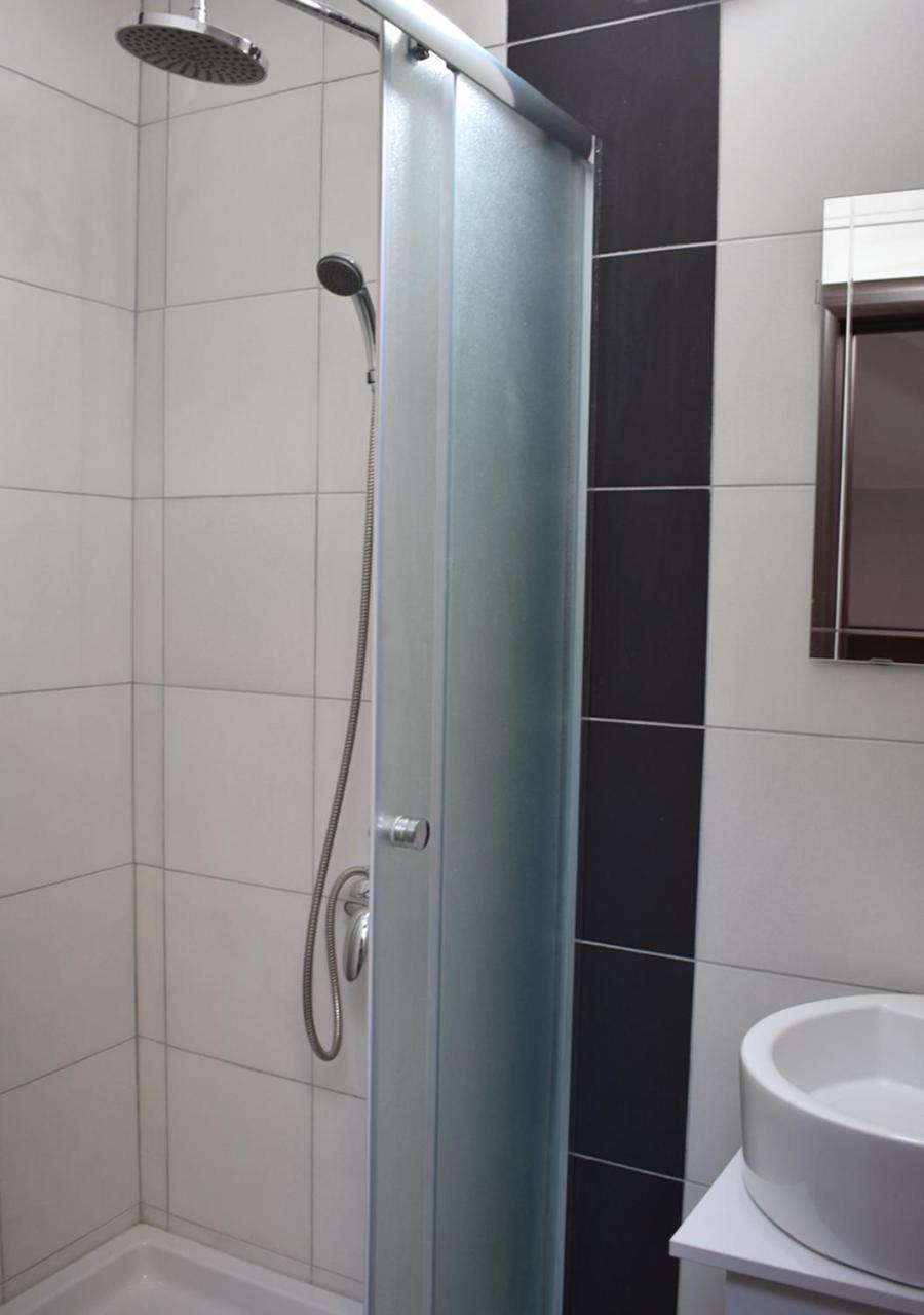 Apartmani Zrenjanin Exteriör bild
