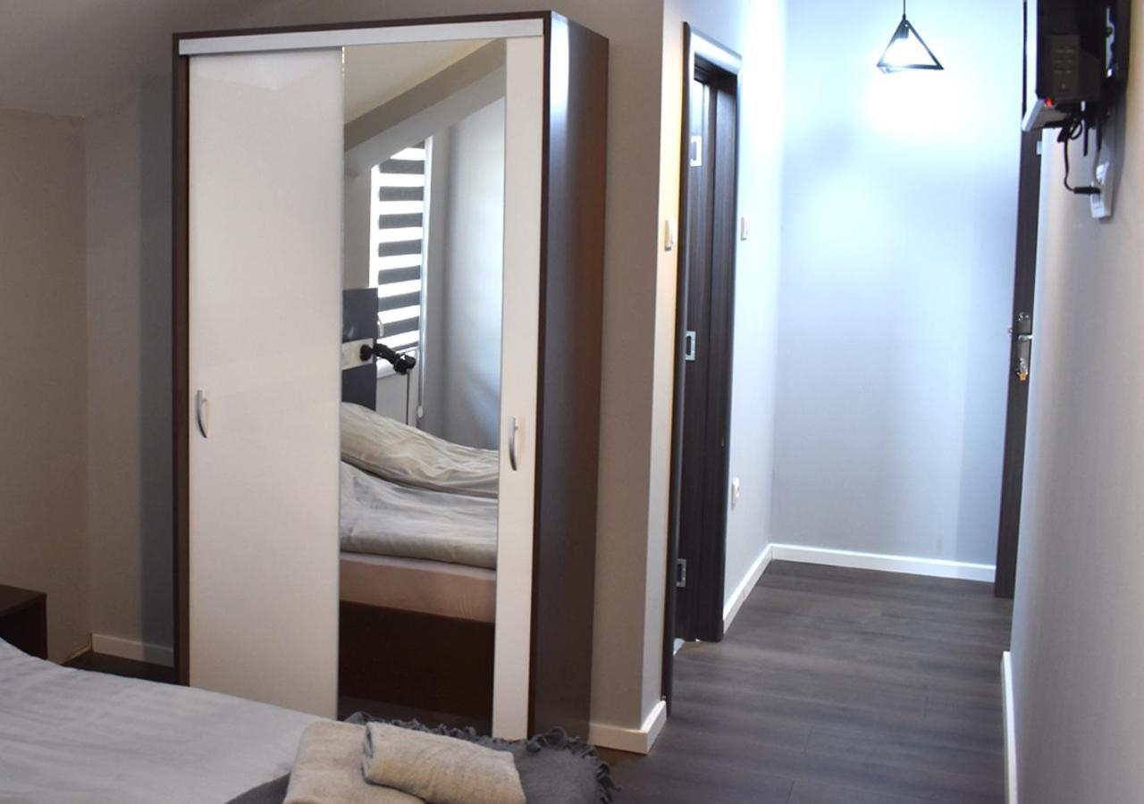 Apartmani Zrenjanin Exteriör bild